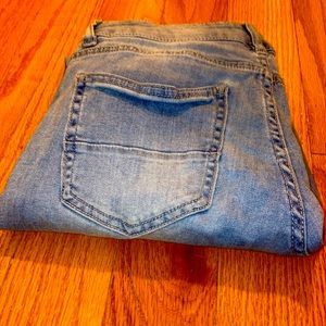 Refuge Jeans Size 6